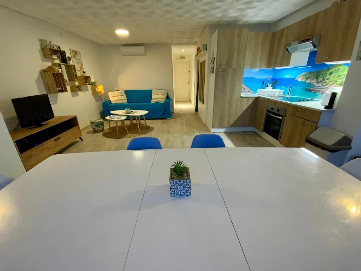 Magnifique Appartement En Front De Mer, Caneylles Roses 0*,  Spagna