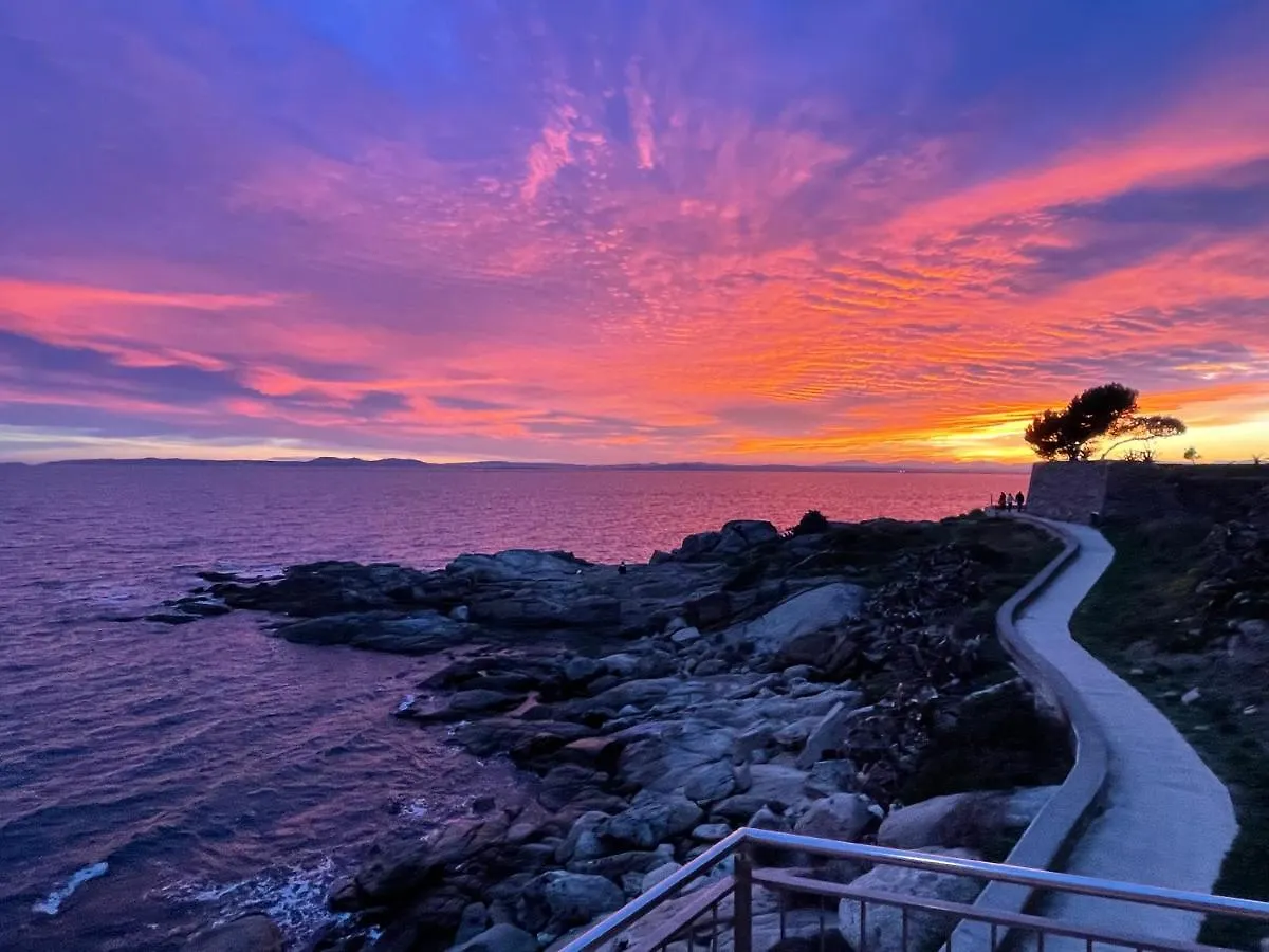 Magnifique Appartement En Front De Mer, Caneylles Roses 0*,  Spagna