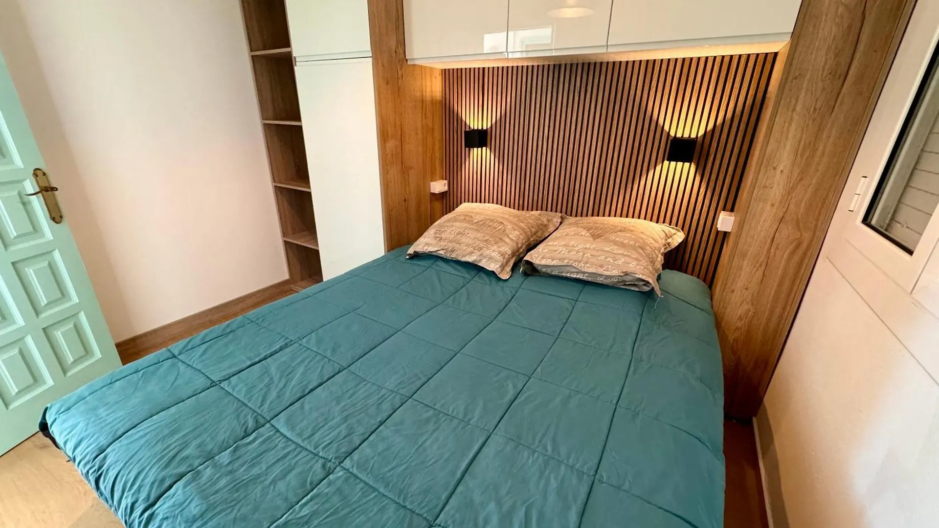 Magnifique Appartement En Front De Mer, Caneylles Roses Appartamento
