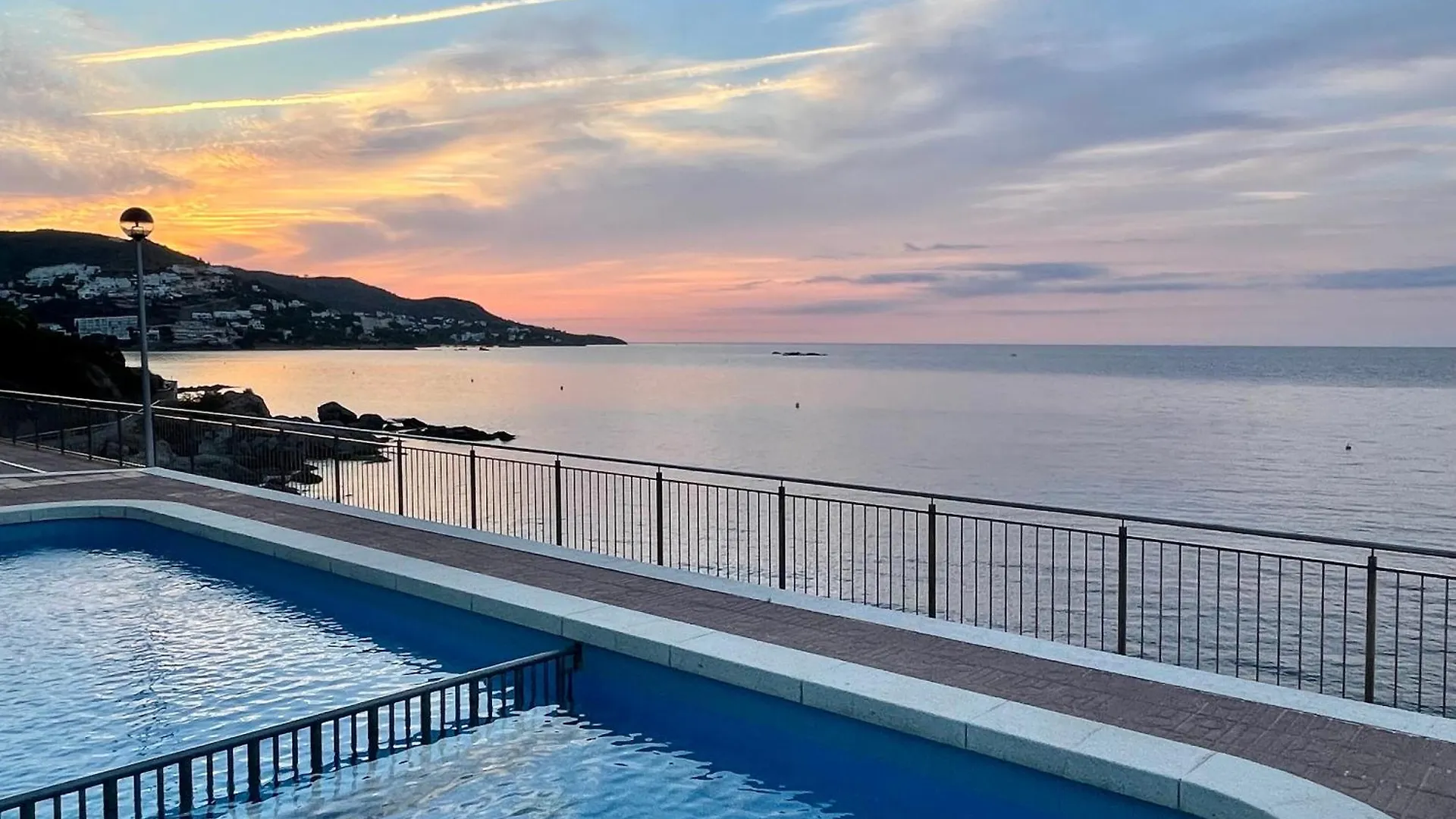 Magnifique Appartement En Front De Mer, Caneylles Roses Spagna